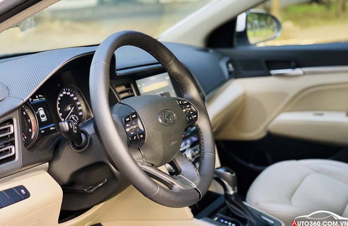 Nội thất Hyundai Elantra 2020