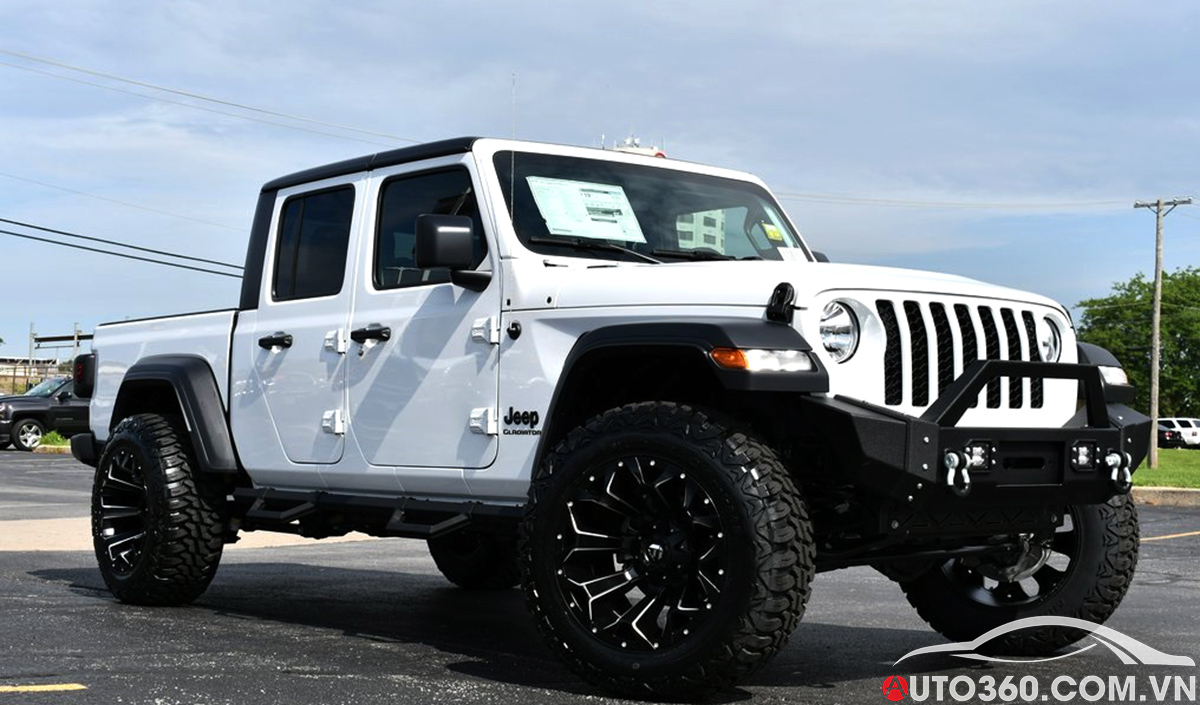 Jeep Gladiator Sport 2020 được giới thiệu tại Showroom quận 7 tp hcm chính hãng 3S