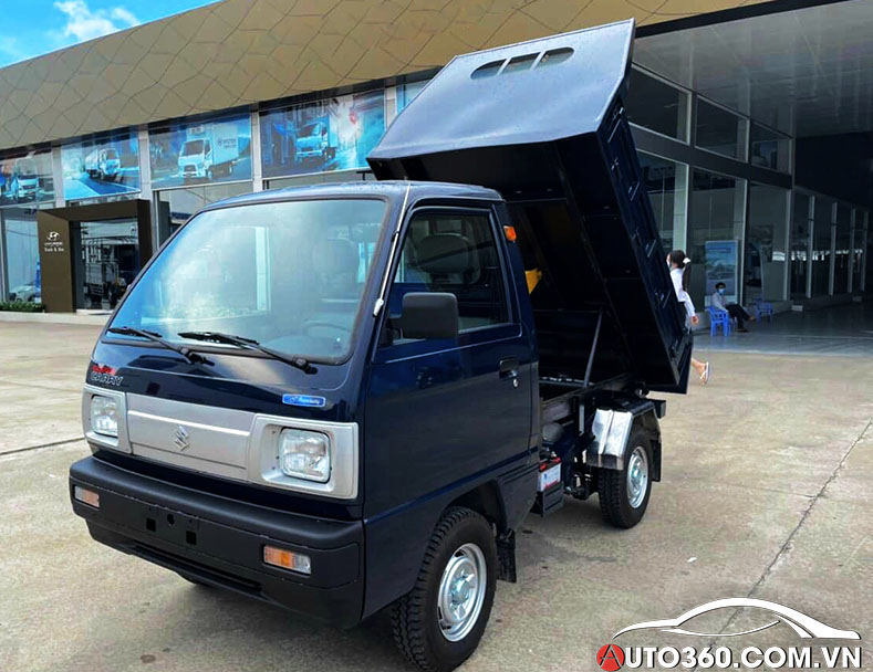 Suzuki Carry Truck Ben tại Showroom