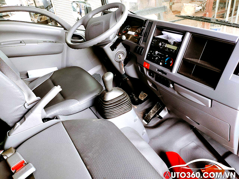 Nội thất xe tải QKR 270