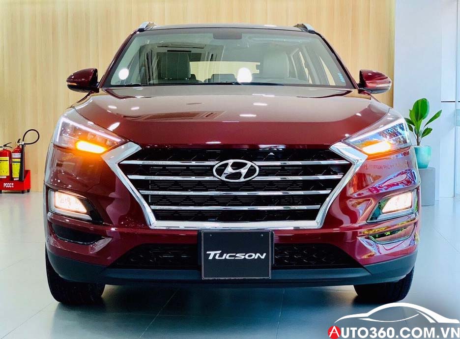 Hyundai Tucson 2020 trưng b&agrave;y tại Hyundai an Ph&uacute; - Quận 1