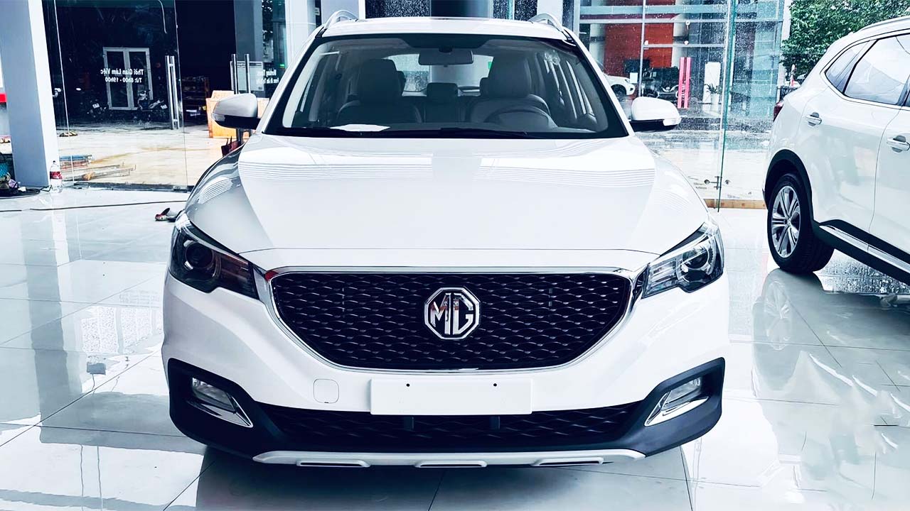 Trưng b&agrave;y xe MG ZS 2020