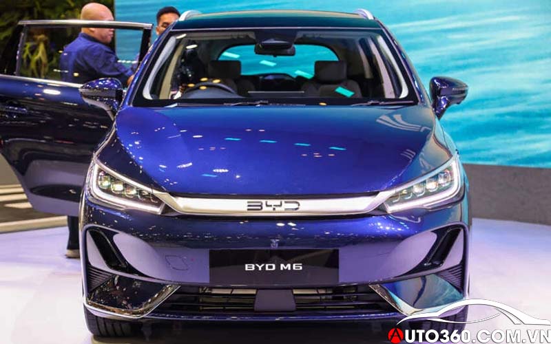 Đầu xe BYD M6