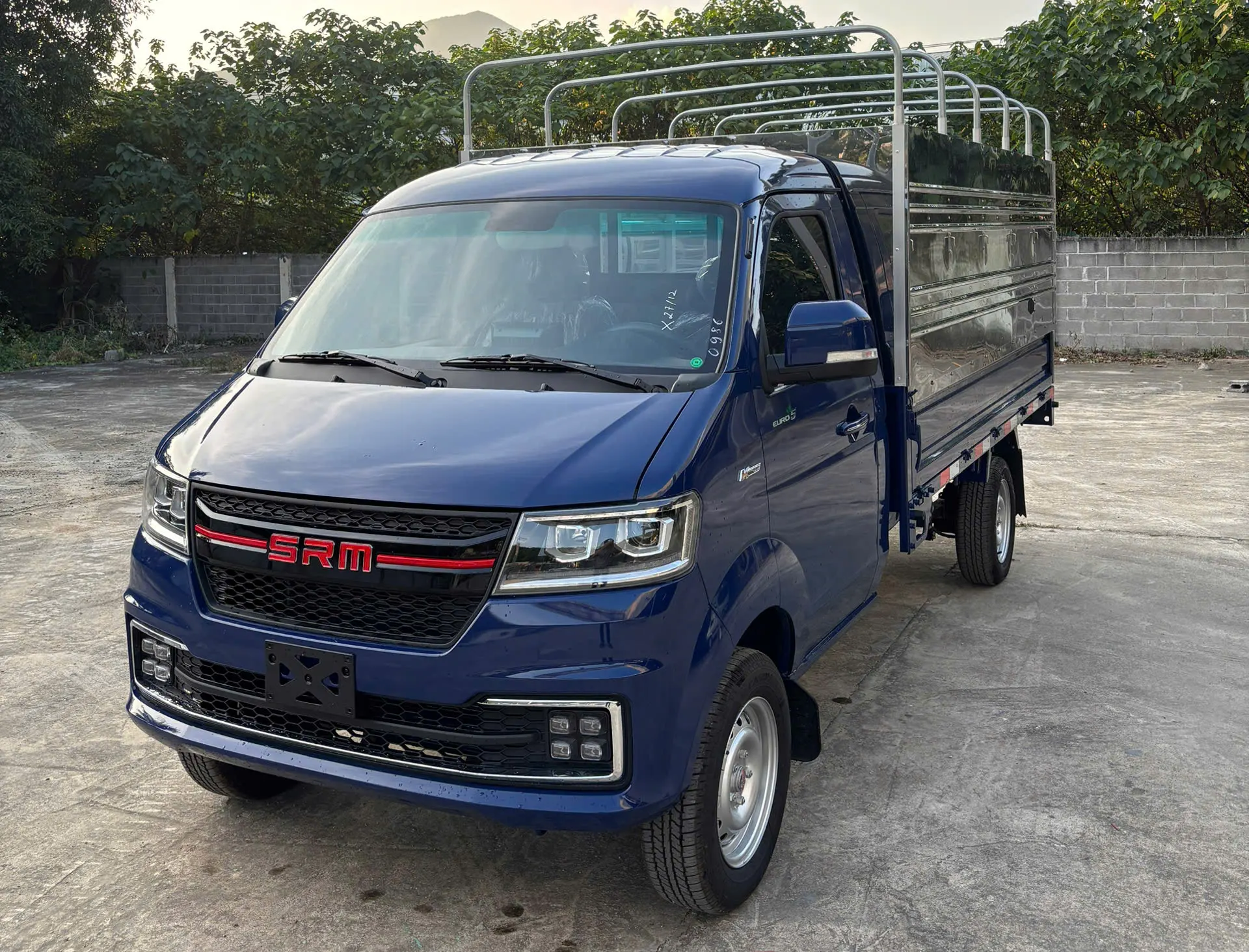 T 50 Ph&uacute; Y&ecirc;n